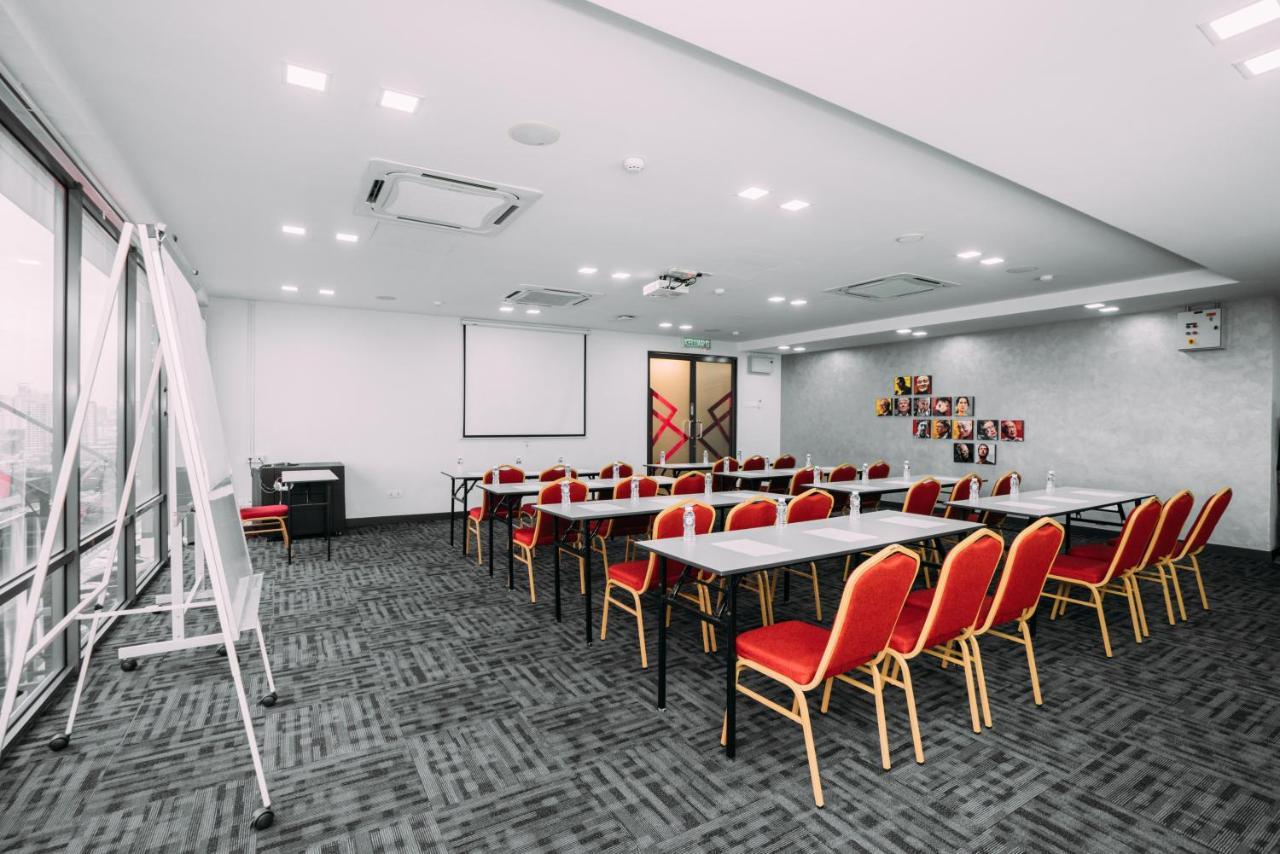 B Lot Hotel Kuala Lumpur Kültér fotó
