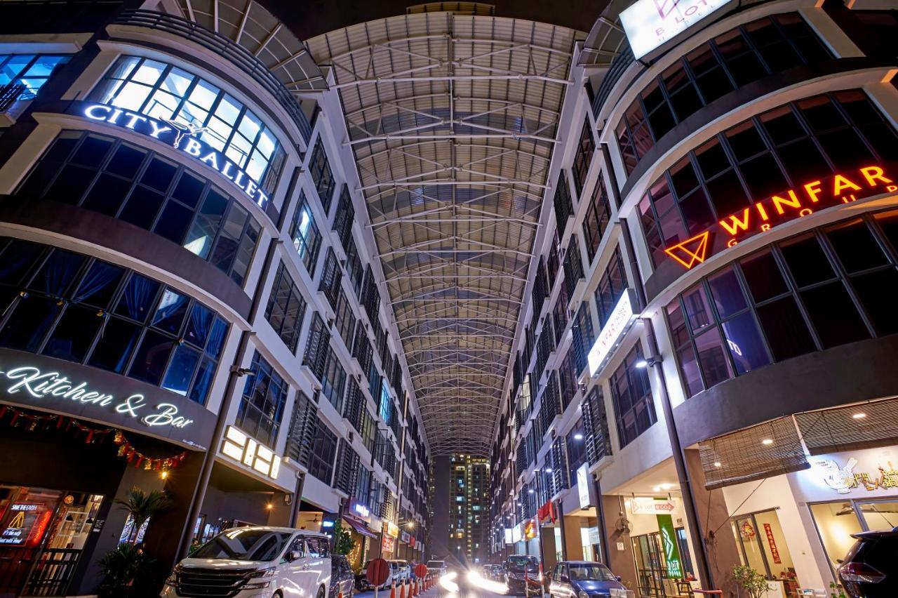 B Lot Hotel Kuala Lumpur Kültér fotó